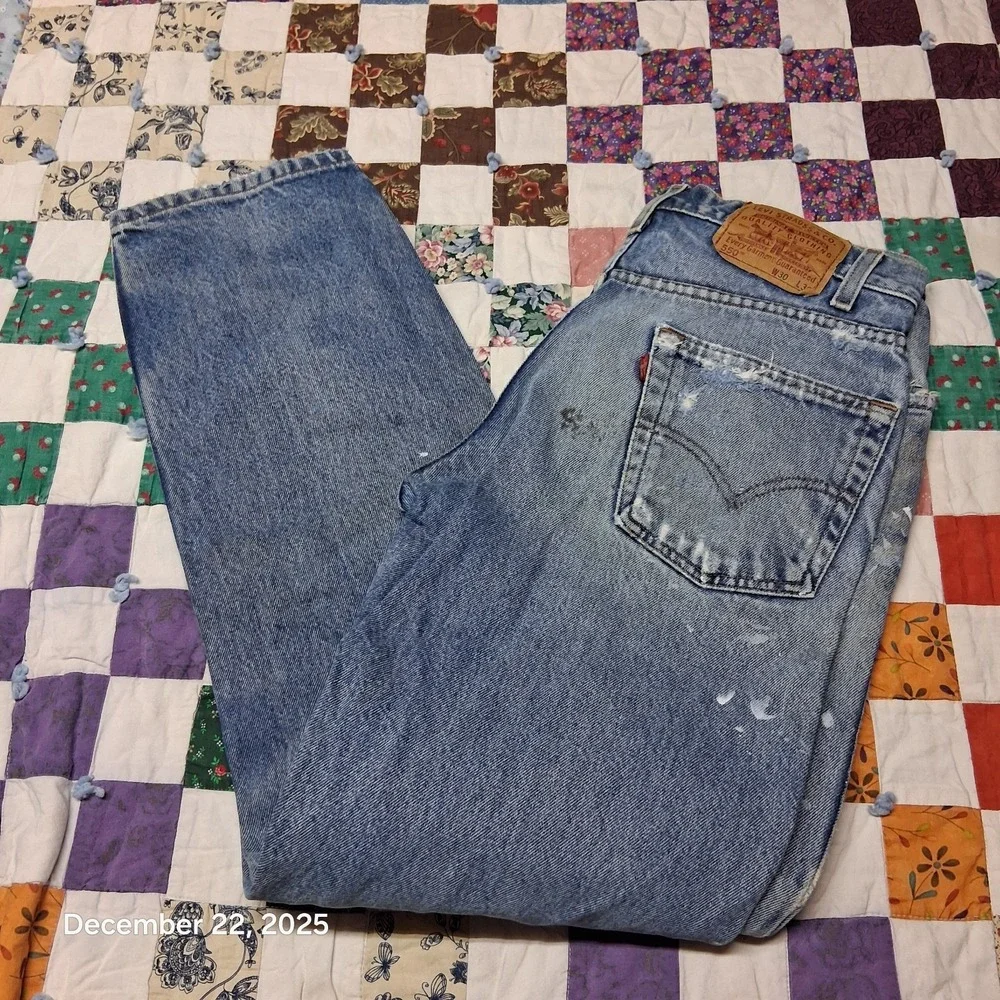 VTG Thrashed Distressed Levi 550 Jeans 30x32 Blue Grunge‎ Y2K 90s
